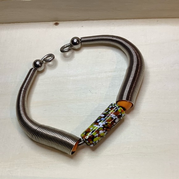 NEW UNIQUE vintage coiled / ceramic bracelet - Picture 3 of 4